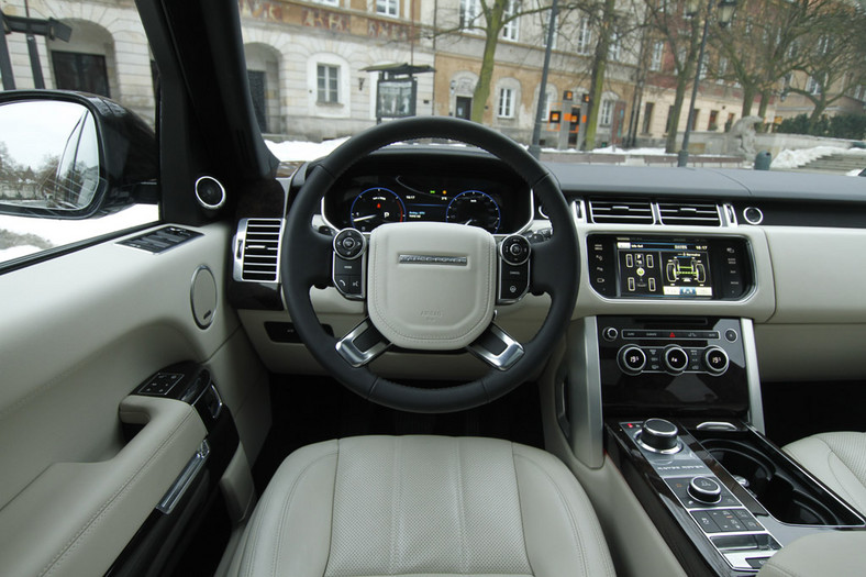 Range Rover 3.0 TDV6 Vogue: kamienica na kołach