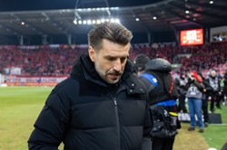 Wrze w Cracovii Kraków. Trener chce zrezygnować z pracy