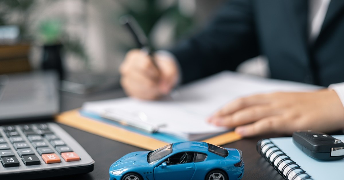 Jak nie stracić na obniżce limitów przy rozliczaniu firmowych aut? Jest na to sposób