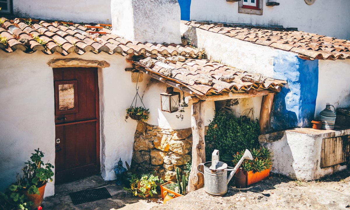 Nie mają klimatyzacji, a w domach jest zimno! Genialny trik Portugalczyków