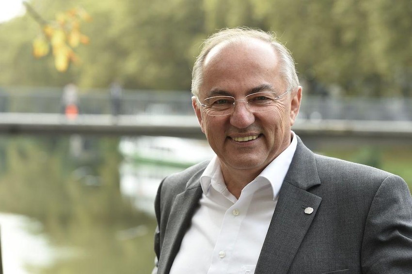 Josip Juratović rođen je u Koprivnici, tada u Jugoslaviji, danas u Hrvatskoj | Foto: Kancelarija Josipa Juratovića