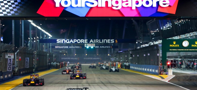 Lewis Hamilton wygrał Grand Prix Singapuru i został nowym liderem