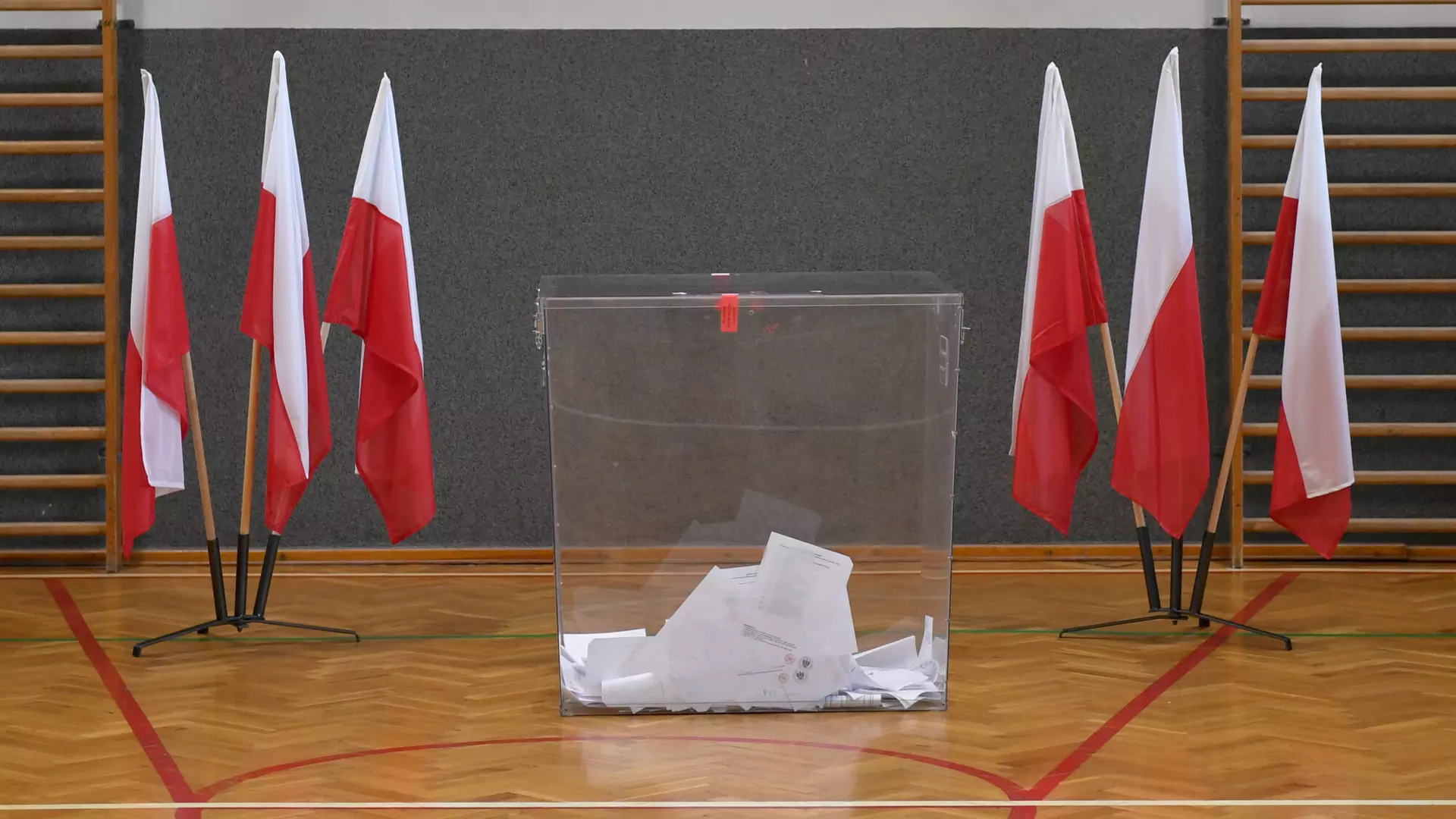 Polacy o referendum: "zapytałbym o wyjście z Unii Europejskiej"