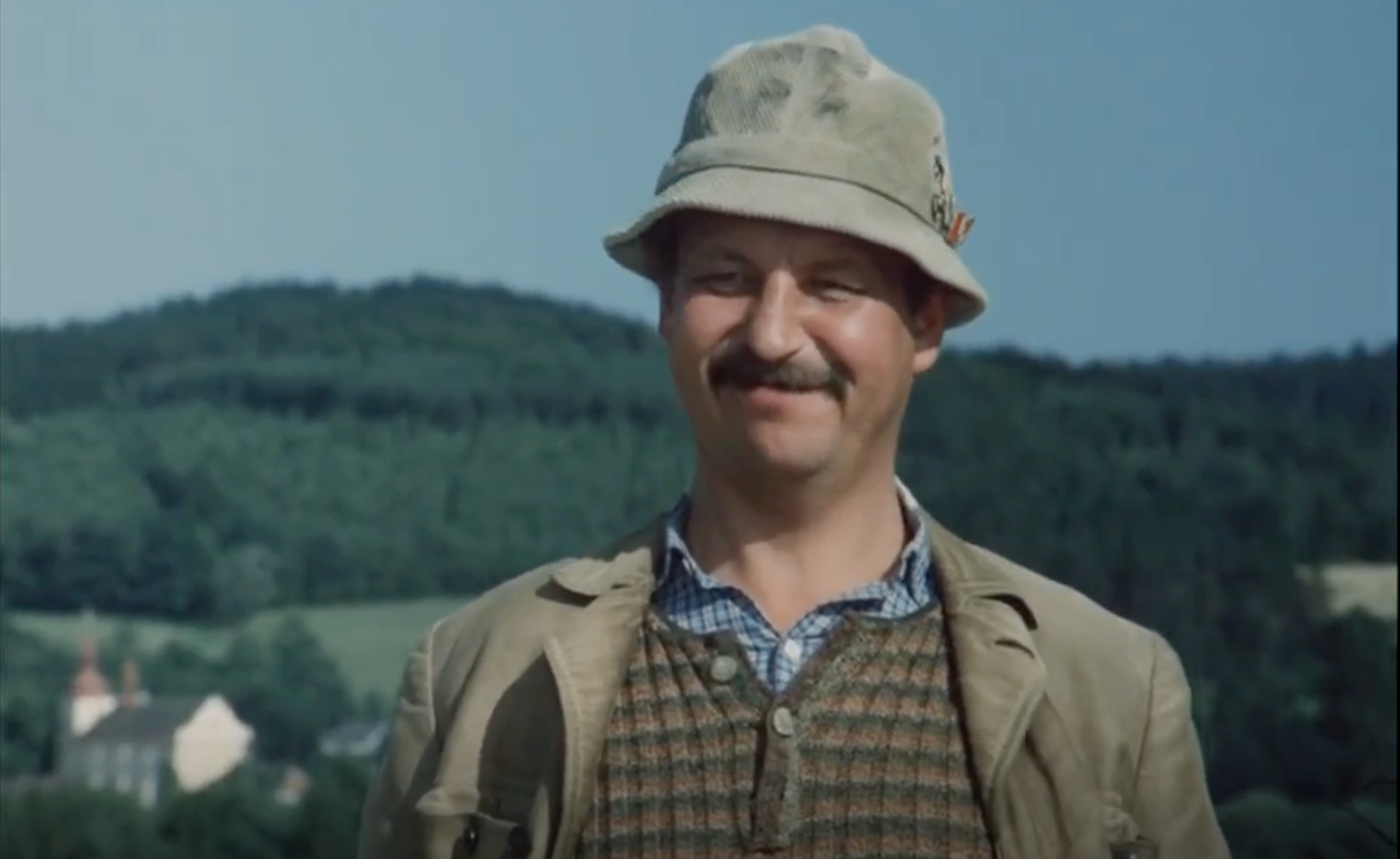 Český herec Oldřich Vlach vo filme Vesničko má středisková ako rastlinár Jaromír Kunc.