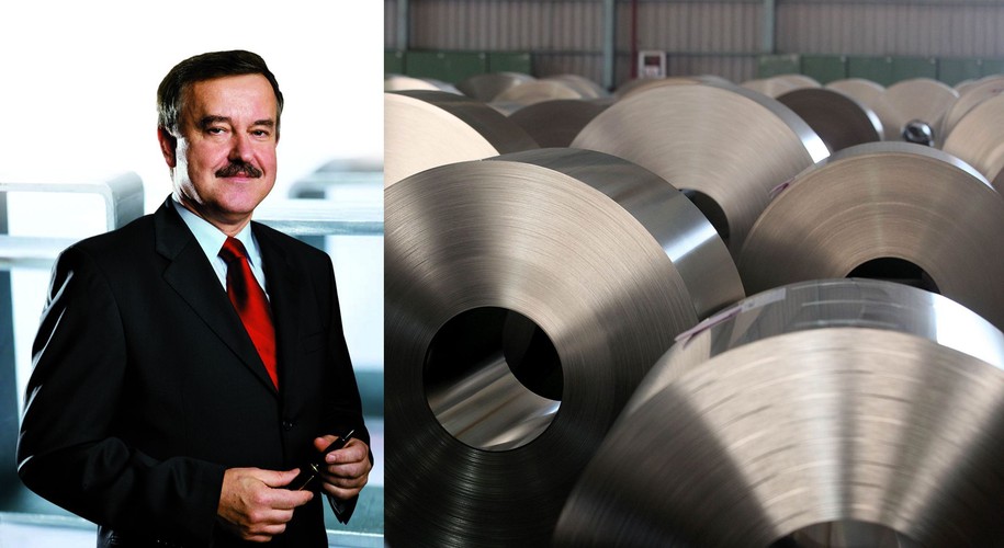 8. Stalprodukt SA - Piotr Janeczek.  Notowana na giełdzie spółka zajmuje się produkcją i eksportem wysoko przetworzonych wyrobów ze stali. Prezesem zarządu jest Piotr Janeczek, który z przerwami kierował firmą od początku jej istnienia, czyli od 1992 roku. Pomaga mu w tym wykształcenie kierunkowe (studiował na kierunku fizyka metali na AGH w Krakowie). Jego kariera zaczęła się w hucie Sendzimira i od tamtej pory jest z nią związana (huta jest częścią spółki Stalprodukt). Dzisiaj Piotr Janeczek zarabia 4 686 000 zł rocznie.