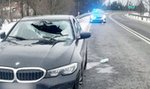 To cud, że ten kierowca to przeżył. Bryła lodu spadła na bmw