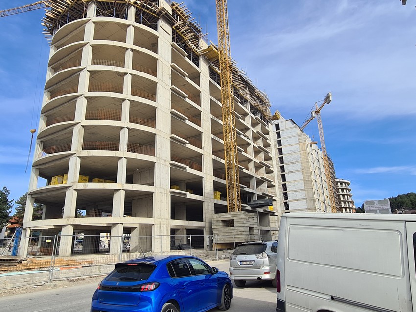 Cene nekretnina na Zlatiboru su veće skoro 3 puta nego što je to bio slučaj 2013. godine.