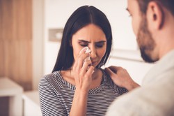 Dlaczego warto płakać? I skąd się biorą łzy?