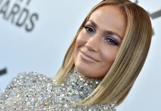 Jennifer Lopez w nowej fryzurze. Gwiazda wygląda jak milion dolarów