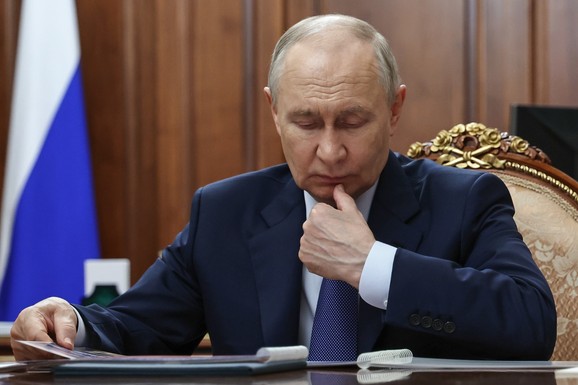 PUTIN U PANICI! Hitno doneo dramatičnu odluku: Ovaj dokument menja sve