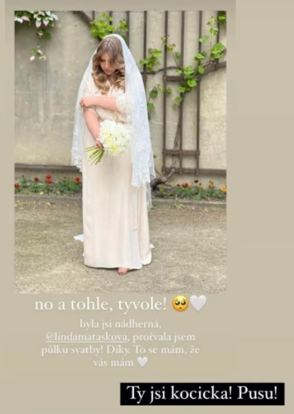 Bola krásna nevesta.