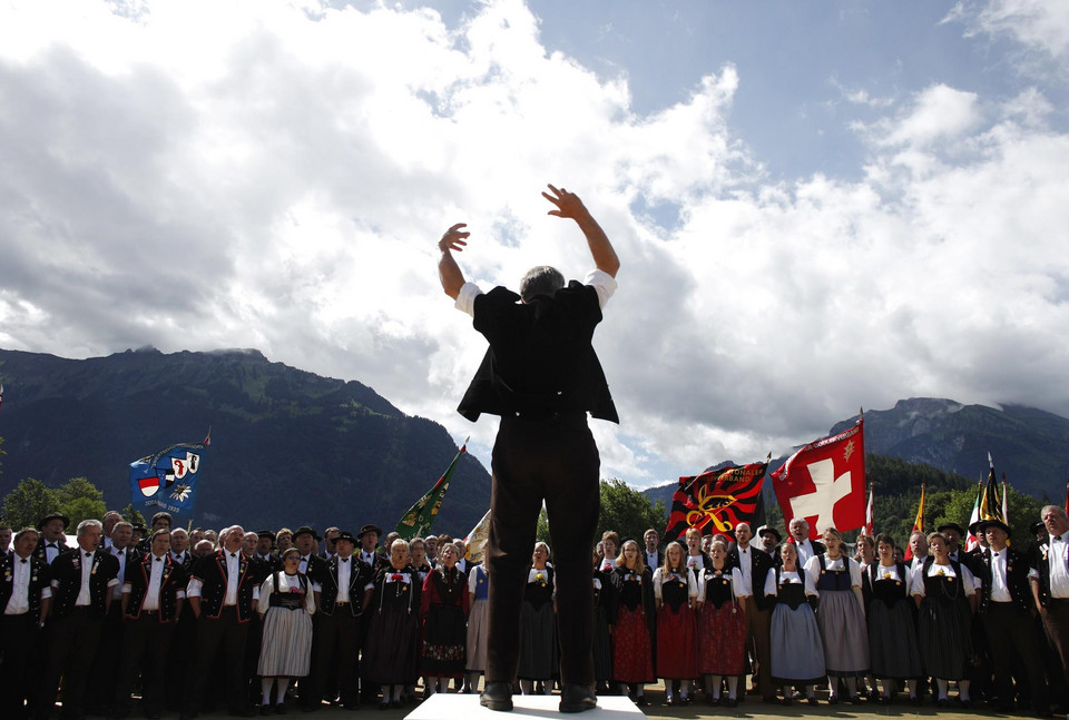 Switzerland, INTERLAKEN, 2011-06-19T122214Z_01_PLA08_RTRIDSP_3_SWITZERLAND.jpg