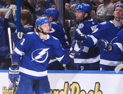 NHL. Obrońcy tytułu ponownie lepsi od New York Islanders