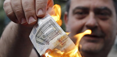 Rząd Grecji skonfiskuje pieniądze z kont?!