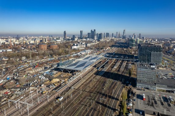 Rośnie dworzec kolejowy Warszawa Zachodnia. Wieści z budowy