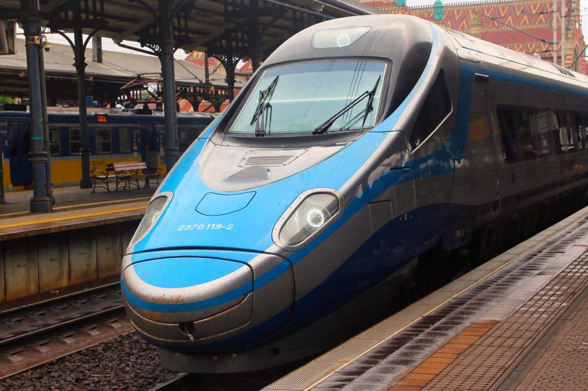 PKP zwiększa tempo. Ogłasza przetarg na 20 szybkich pociągów