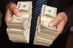 Konsolidacja kredytu. Kiedy warto to zrobić, na co uważać