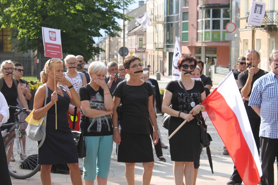 Protest KOD w Kielcach 