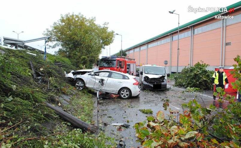 Na miejscu zginęła kobieta kierująca volvo