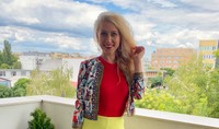 Ezen a héten Rab Titanilla, a pénzügyi tudatosság szakértője enged betekintést a gardróbjába és a mindennapjaiba