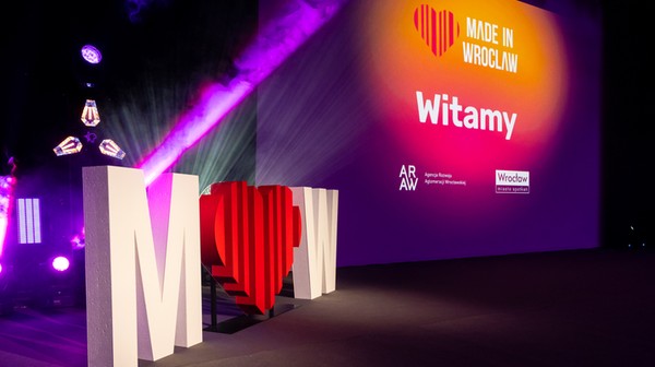 Do konkursu mogą zostać zgłoszone inicjatywy będące w trakcie realizacji, jak i już zakończone – które są efektem partnerstwa co najmniej dwóch niezależnych podmiotów lub osób. 