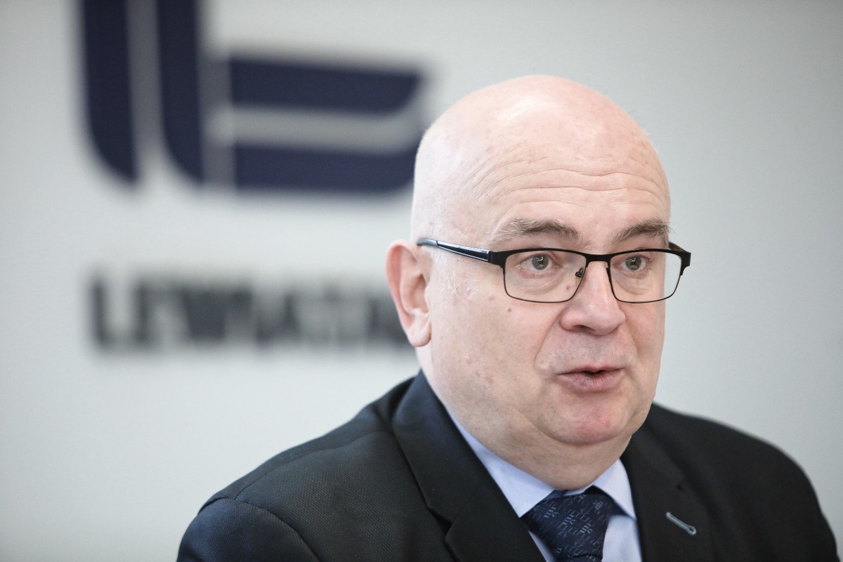 Wroński: Trzeba zrobić wszystko, by uchronić transport przed upadkiem [OPINIA NPBP]