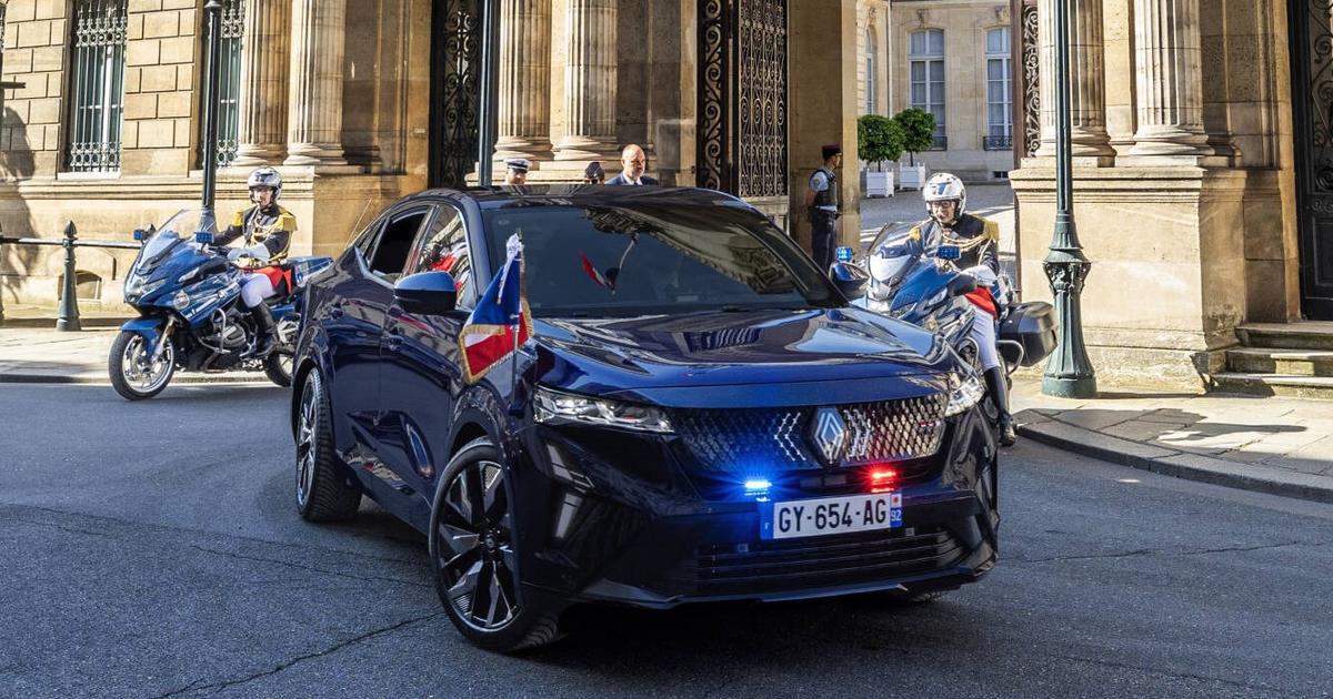  Prezydent Francji wymienił auto tuż przed igrzyskami. Przyjedzie nim na ceremonię