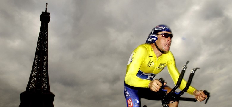 Armstrong wykasował na Twitterze swoje sukcesy w Tour de France
