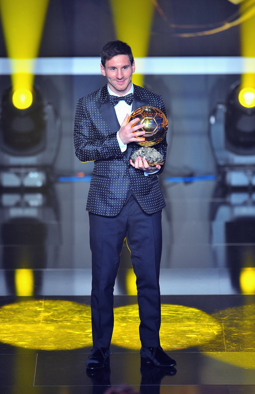 Leo Messi w dziwacznym stroju odbierze Złotą Piłkę!? Dolce & Gabbana znów przygotowali coś dziwnego