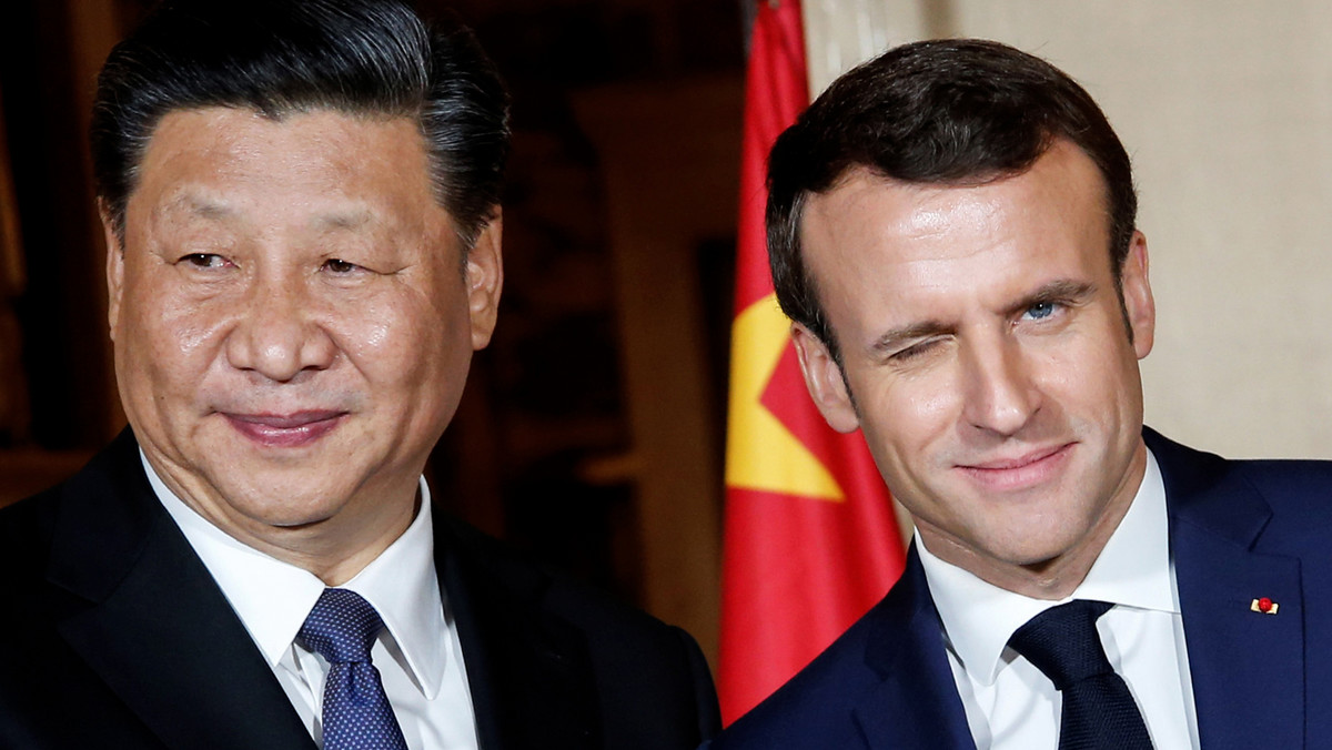 Czy urok Macrona zadziała w Chinach? Chce wbić klin między Putina a Xi