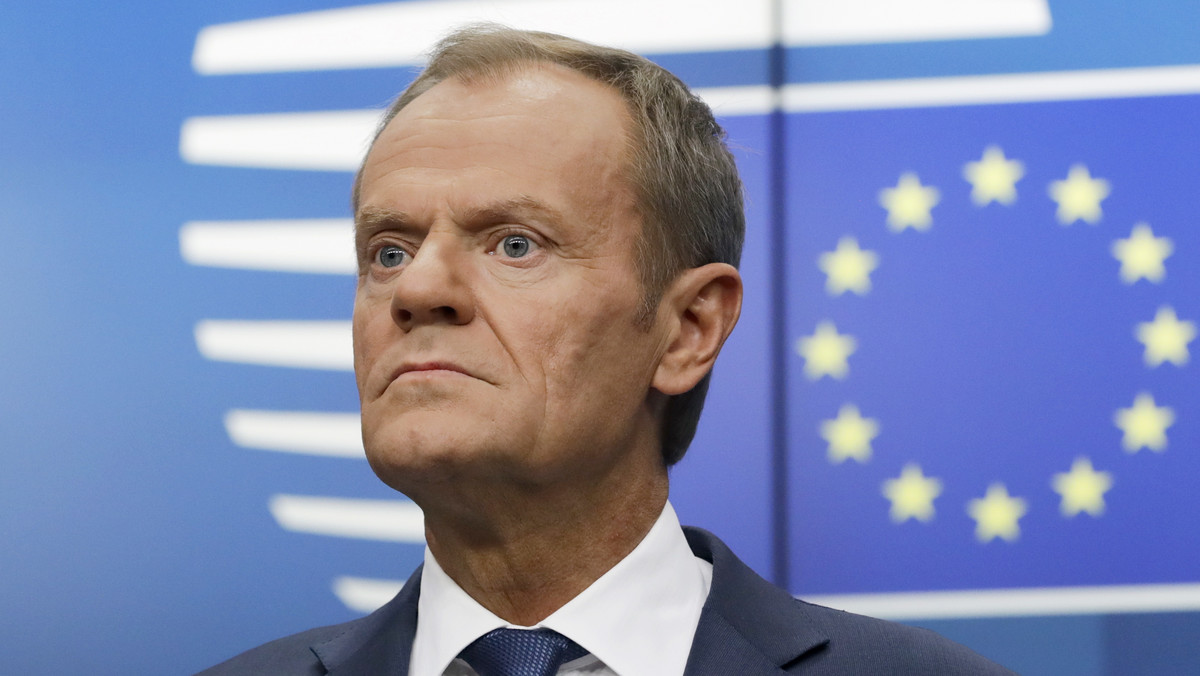 Donald Tusk po rozmowie z premierem Wielkiej Brytanii Borisem Johnsonem czeka na list w sprawie przedłużenia brexitu – poinformował na Twitterze.