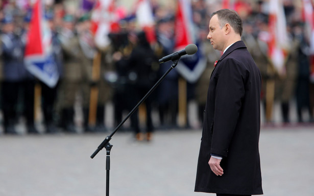 "Pomysł referendum to próba przykrycia spadku sondaży PiS". Komentarze ws. nowelizacji konstytucji