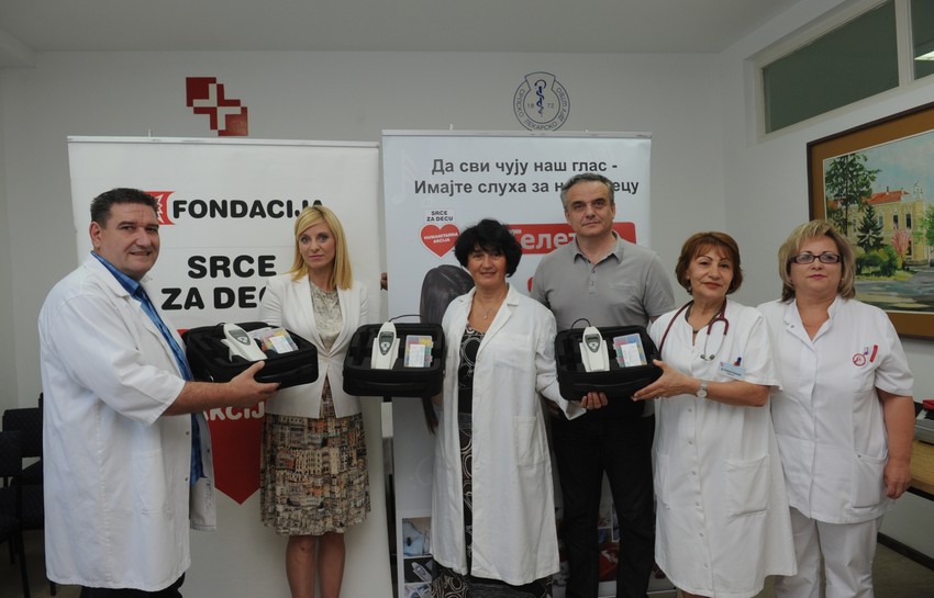 S leva na desno: Dr Zoran Milošević, Ana Stamenković, Dr Marica Nastasijević, Velimir Perović, Dr Božana Stoilović, Dr Biljana Paraskijevići