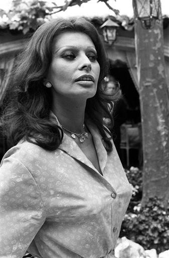 Sophia Loren gwiazdą kalendarza Pirelli