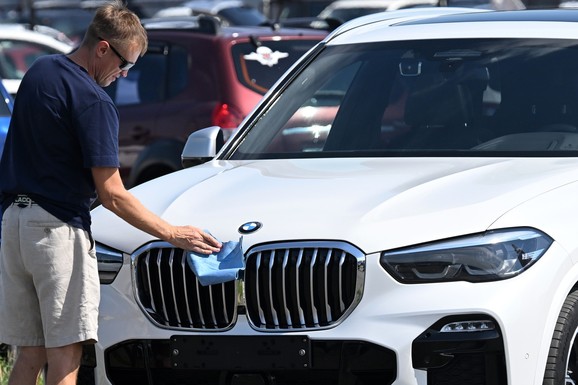 U Rusiji nikla fabrika lažnih BMW automobila: Kupci plaćaju preko 100.000 evra, evo kako ih Rusi proizvode
