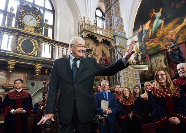 Reżyser filmowy i teatralny Andrzej Wajda, PAP/Adam Warżawa