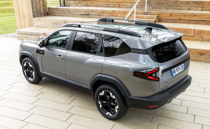Nowa Dacia Bigster Hybrid 155