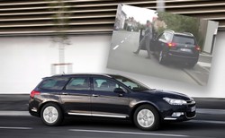 Zrezygnowali z zakupu auta i się zaczęło. Sprzedający postradał zmysły!