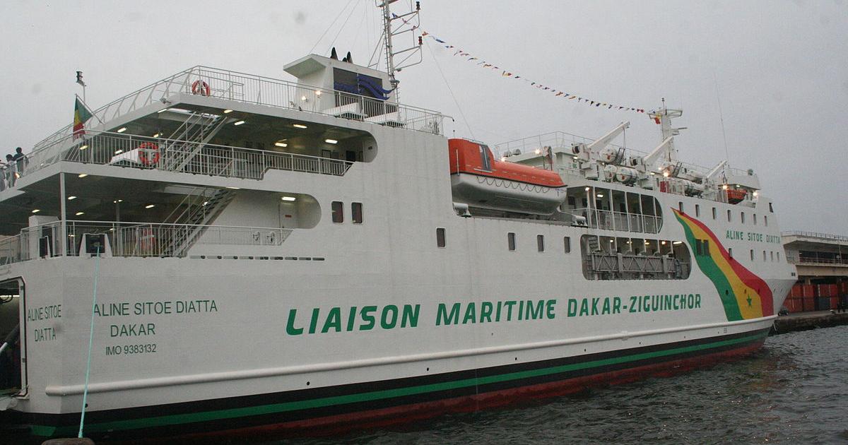 Le Navire Aline Sitéo Diatta Est Arrivé Au Port De Ziguinchor Avec 200 