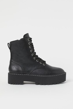 Magas talpú bokacsizma H&M 9495 Ft