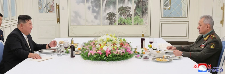 Vojna parada u Severnoj Koreji povodom 70. godišnjice od kraja Korejskog rata 27. jula