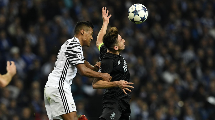 Herrera nem igazán élvezte a Juventus játékosokkal való találkozást /Fotó: AFP