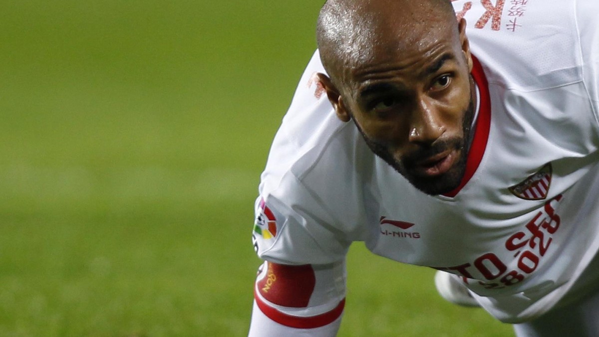 - Odchodząc z Sevilli, opuszczam La Liga - mówi w wywiadzie dla soccerway.com Frederic Kanoute. Malijczyk nie ukrywa przywiązania do barw klubowych i po wygaśnięciu kontraktu nie chce grać w żadnym innym zespole Primiera Division.