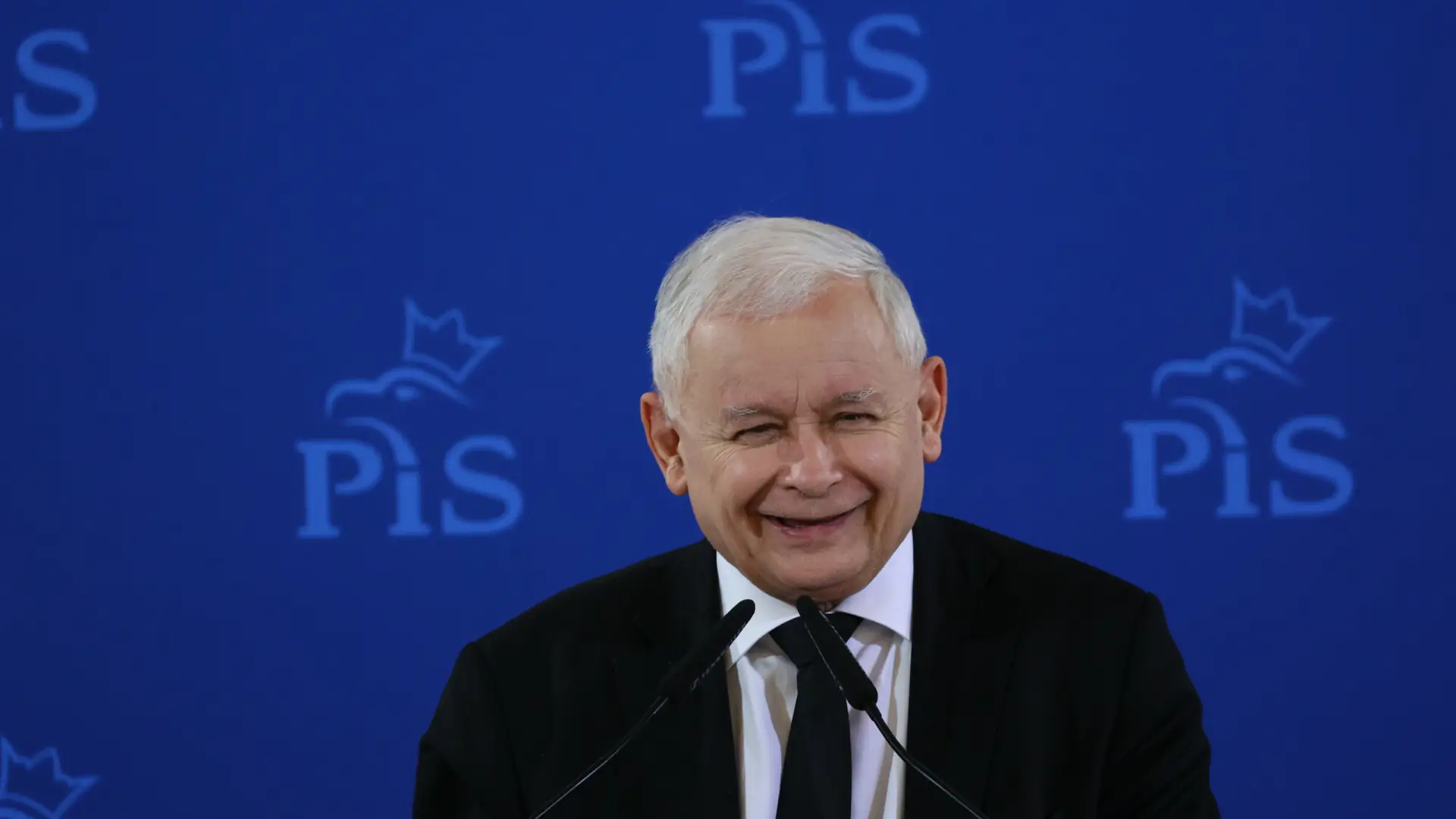 "Ja bym to badał" - Kaczyński drwi z osób transpłciowych. Internet reaguje lepiej niż elektorat PiS