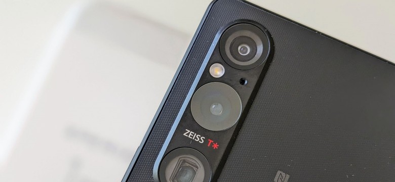 Sony Xperia 1V. Smartfon, który wzbudza skrajne emocje [TESTUJEMY]