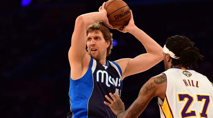  Dirk Nowitzki 27 pontot szerzett /Fotó: AFP