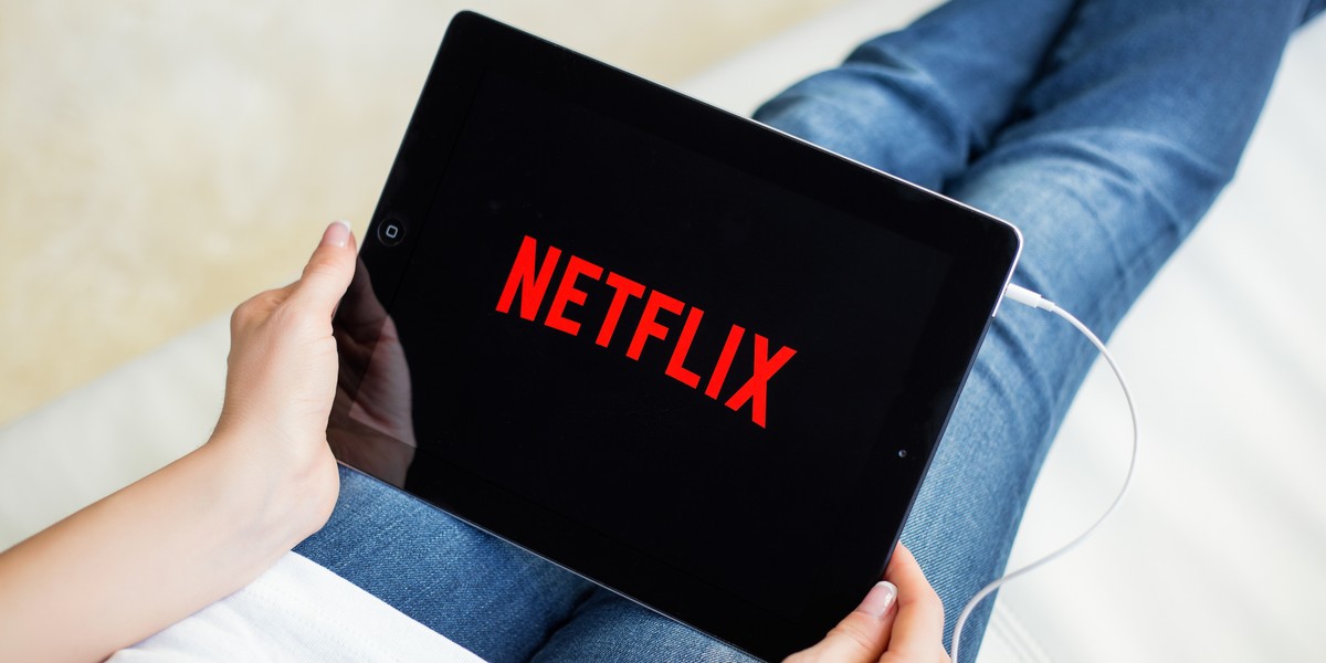 Netflix w październiku 2021 r. miał ok. 12 mln użytkowników w Polsce