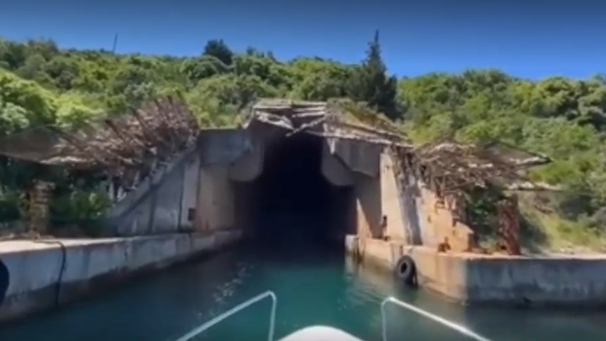 Napušteni tuneli za podmornice 