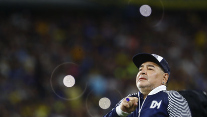 Döbbenetes megállapítások szerepelnek a jegyzőkönyvben: elkerülhető lett volna Maradona halála?