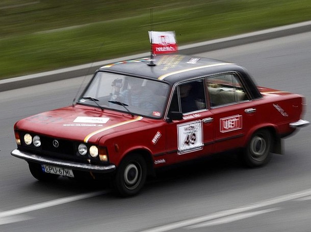 samochód Fiat 125p